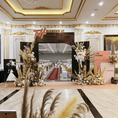 tiệc cưới huy uyên
