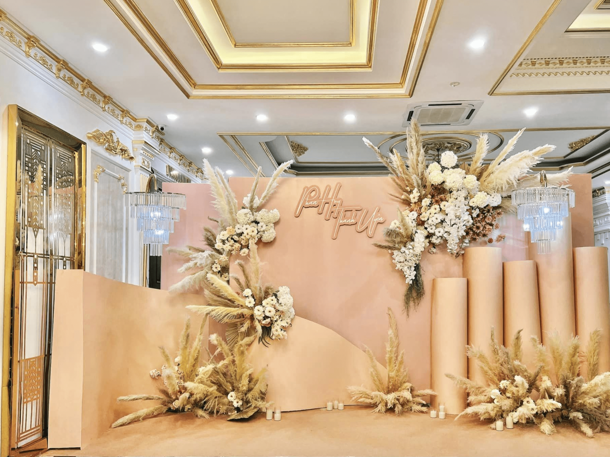 tiệc cưới nhà hàng Huy - Uyên 1